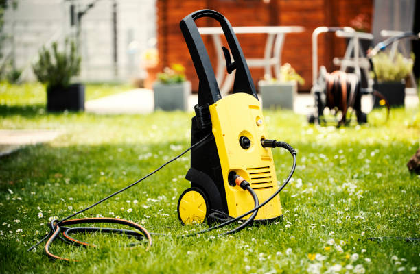 Best Gas Station Cleaning  in Waelder, TX